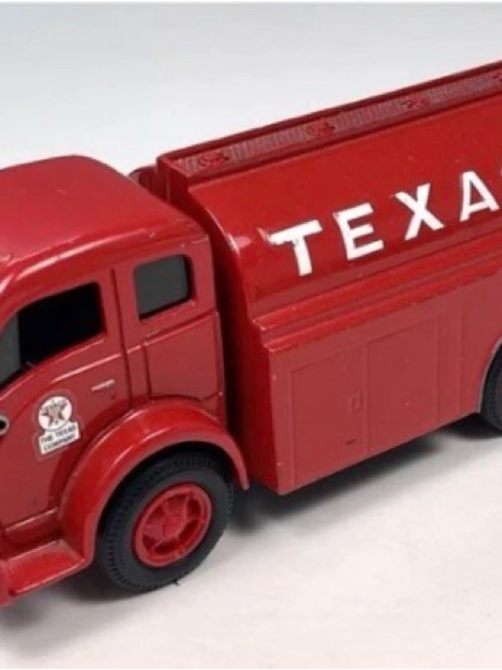 Ertl Texaco 1949 White Tilt Cab Tank
Truck Bank Diecast #F950 Vintage VTG
Car